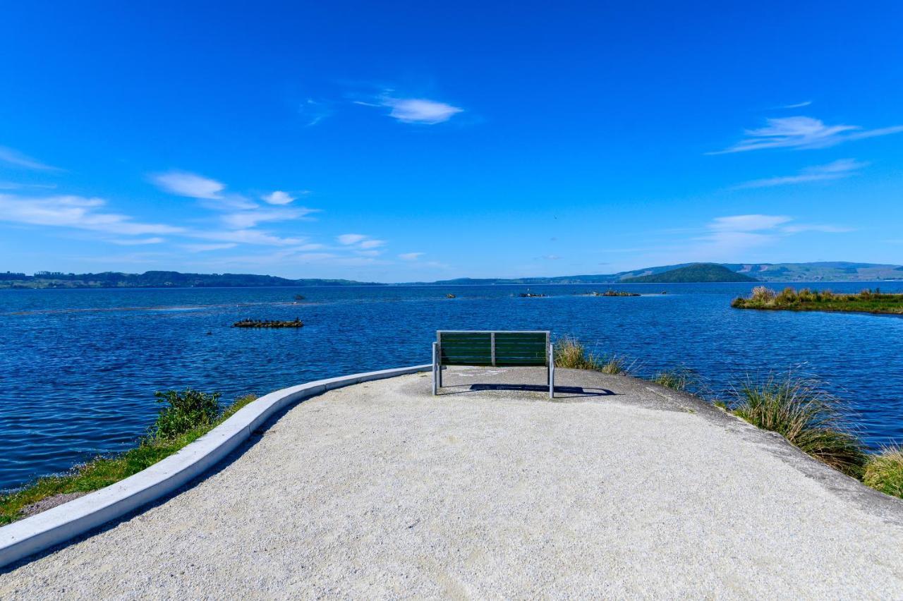 Ngongotaha Lakeside Lodge Εξωτερικό φωτογραφία